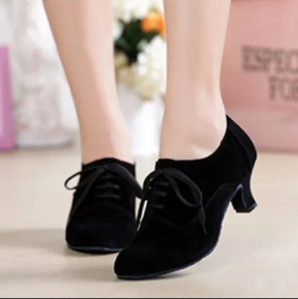 Dance shoes